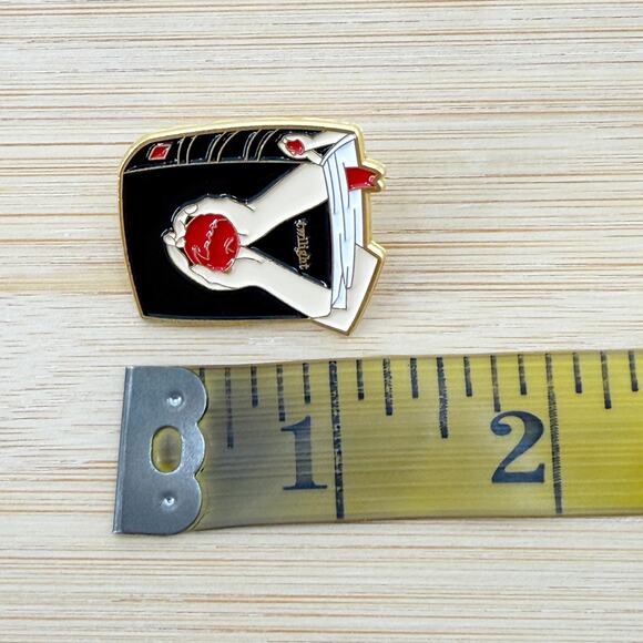 Twilight Inspired, Vampire Romance, Funny Pin, Meme Pin - Picture 2 of 4